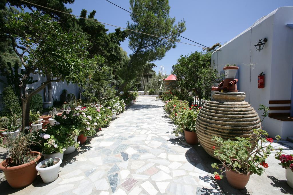 Prasino Oniro Aparthotel Tínos Buitenkant foto